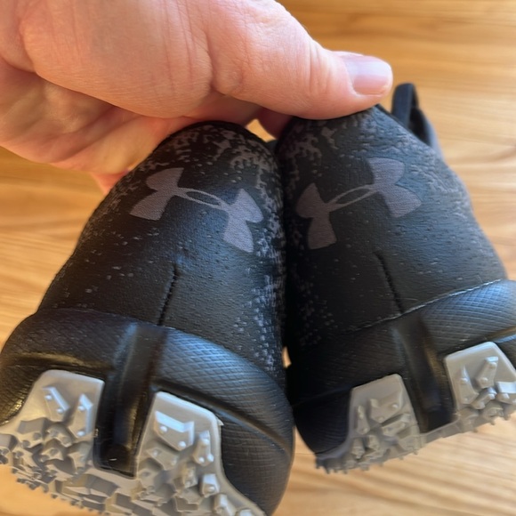 Under Armour Men’s Speed Tire Ascent low running shoe 9.5 gray and black. NEW - Picture 7 of 9